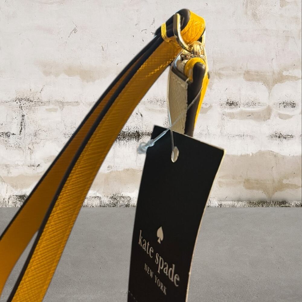 Kate Spade NWT Lucy Bicolor L-Zip Wristlet in Daffodil - Picture 5 of 7